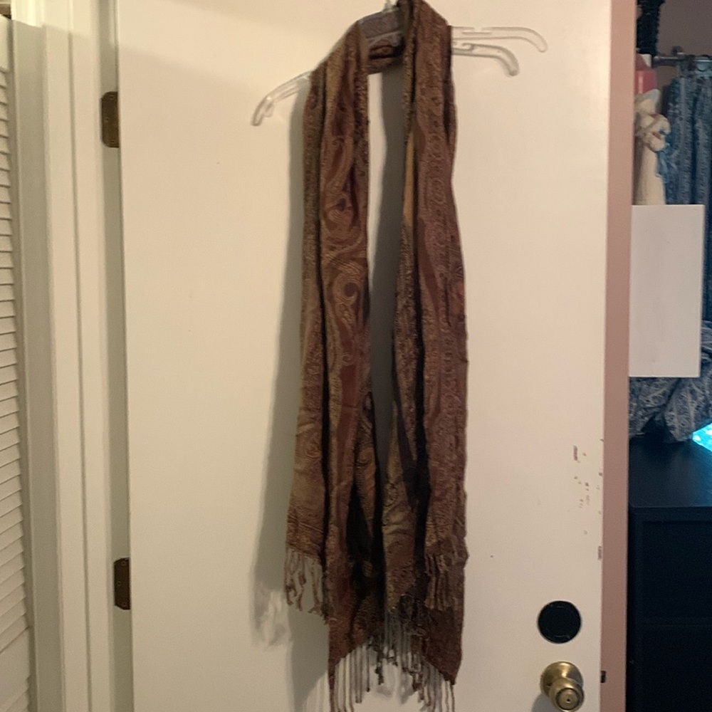 Brown scarf